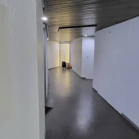 Lägenhet Terrasse 4 Quai Du Port De Plaisance Le Grau-du-Roi