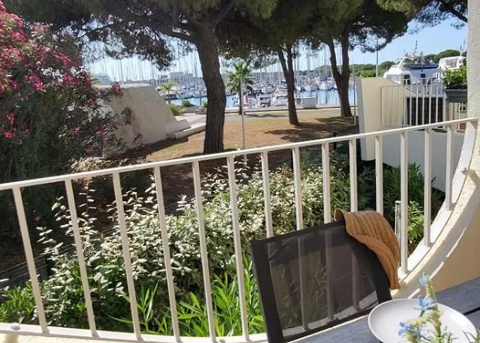 Terrasse 4 Quai Du Port De Plaisance Le Grau-du-Roi